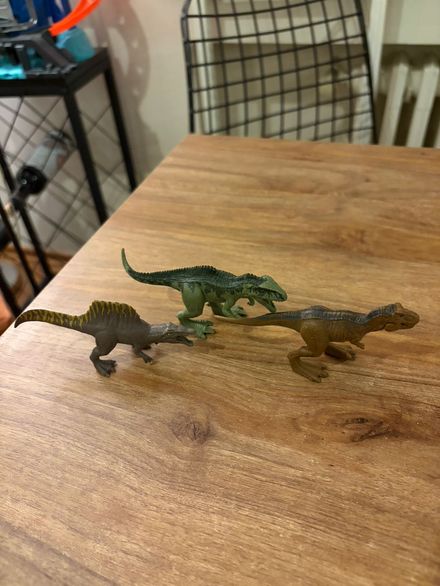 Jurassic world mini Figür