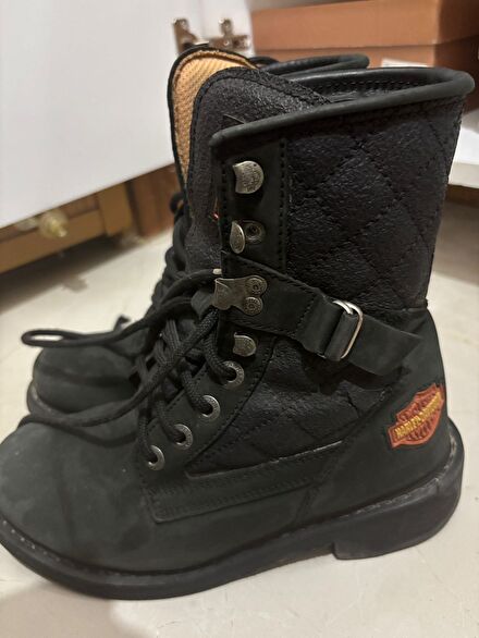 Harley Davidson KadınBot