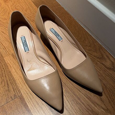 Prada Klasik Topuklu Ayakkabı