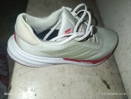 Adidas Koşu Ayakkabısı