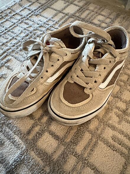 Vans Bej Spor Ayakkabı