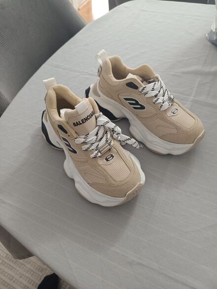Balenciaga Sneaker