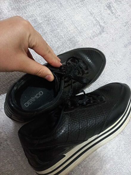 Derimod Siyah Kadın Sneaker
