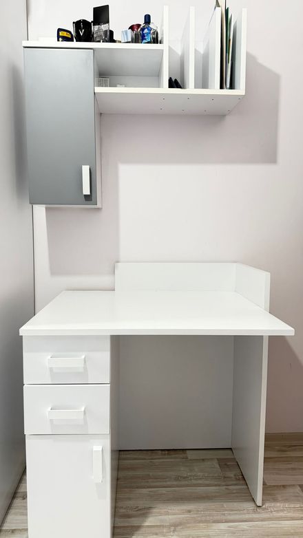 SATILIK MDF ÇALIŞMA MASASI + DUVAR RAFI