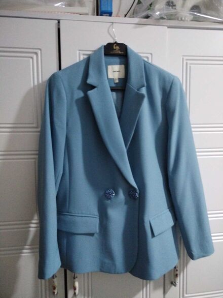 Blazer Ceket. 38 beden ile uyumlu.