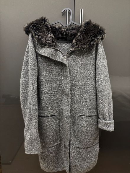 Zara Kapüşonlu Kaban