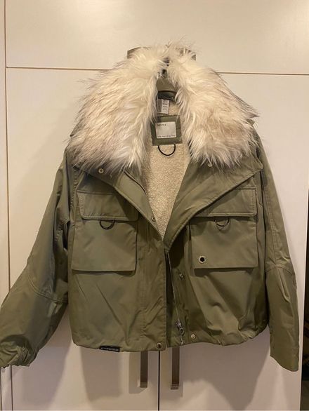 Bershka Peluş Yaka Mont