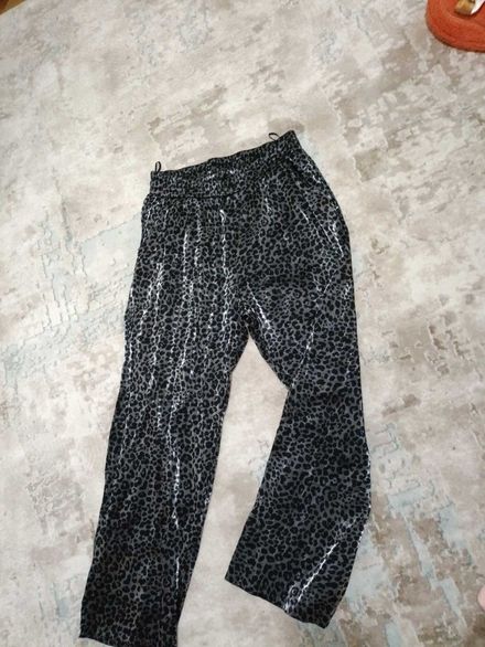 leopar desenli saten pantolon