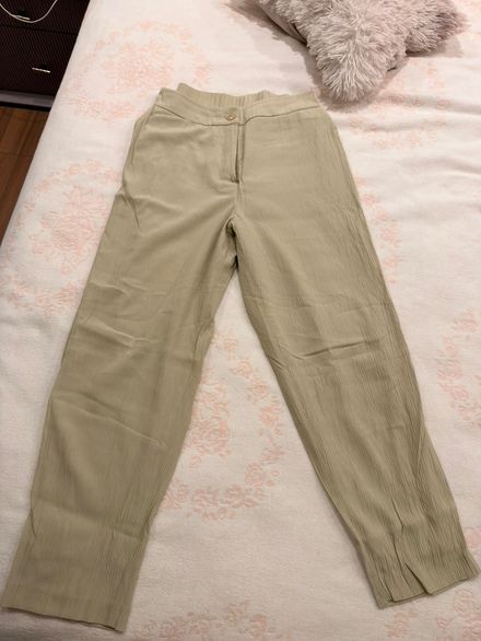 Yeşil Pilili Pantolon