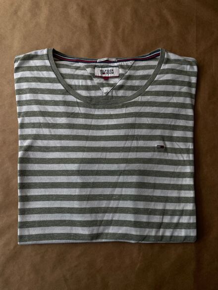 🇺🇸 TOMMY HILFIGER DENIM T-SHIRT