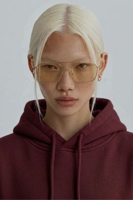 Vogue Model Altın Renk Güneş Gözlüğü