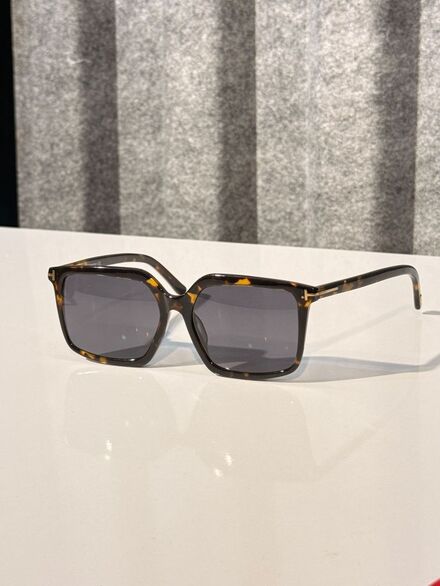 Tom Ford TF 5689-B 052 54 16 145
