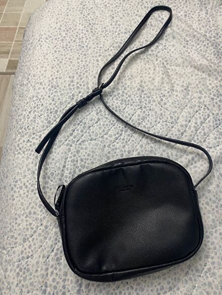 Siyah Omuz Çantası Pull bear