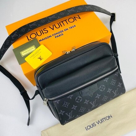 Louis Vuitton Outdor Messenger Canvas