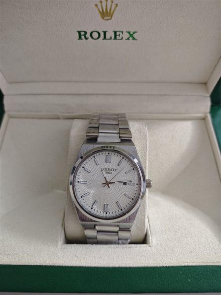 Rolex Saat - Beyaz Kadran Düz Çerçeve