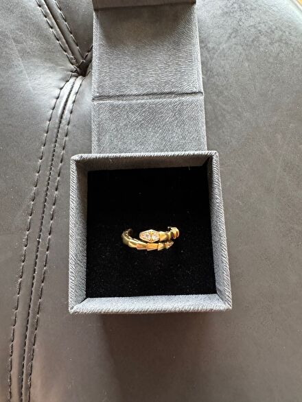Bvlgari yüzük