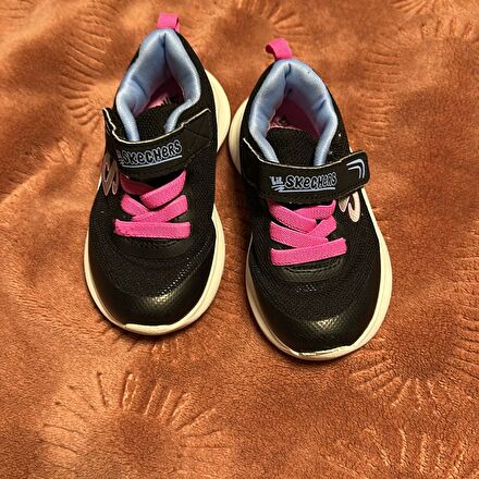 Skechers kız çocuk Siyah Spor Ayakkabı