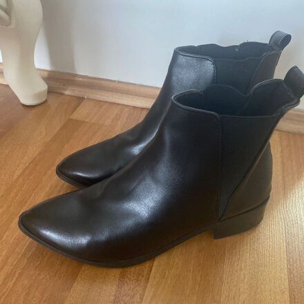 ZARA BOT