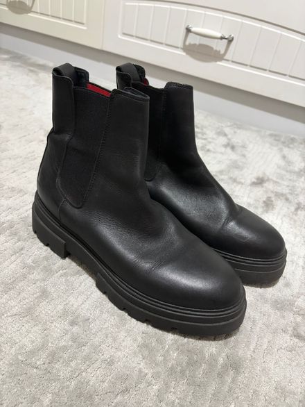 Siyah Deri Bot 41 numara tommy hilfiger