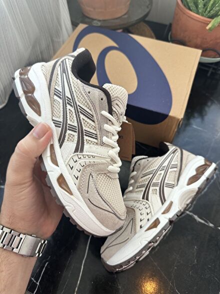asics kayano model ayakkabı