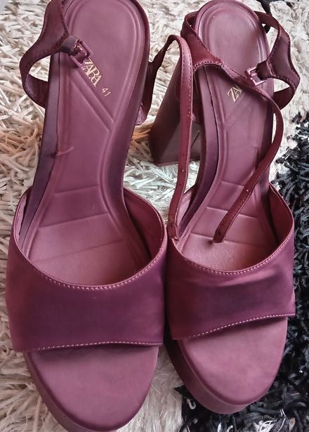 Zara Bordo Dolgu Topuklu Ayakkabı