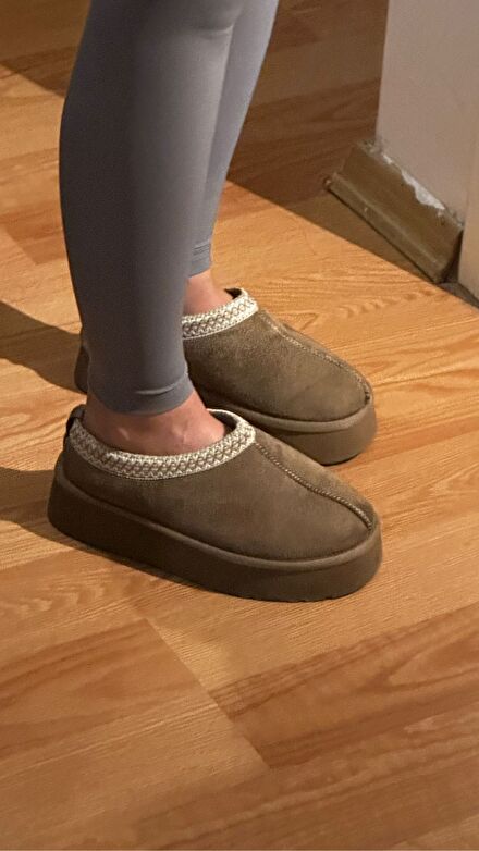 Ugg bot
