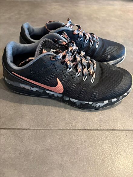 Nike kadın Spor Ayakkabı