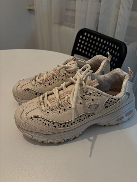 Skechers Spor Ayakkabı