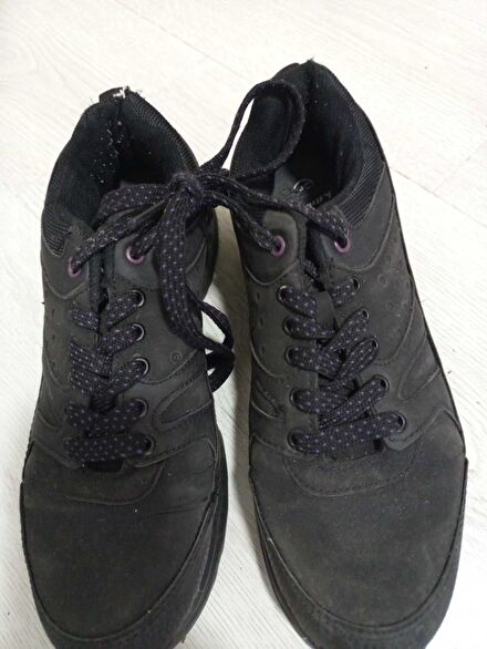 Kinetix Sneaker