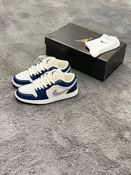 Nike Air Jordan 1