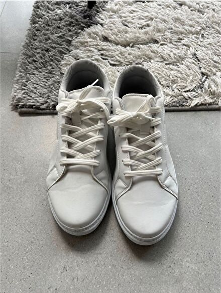 Beyaz Sneaker