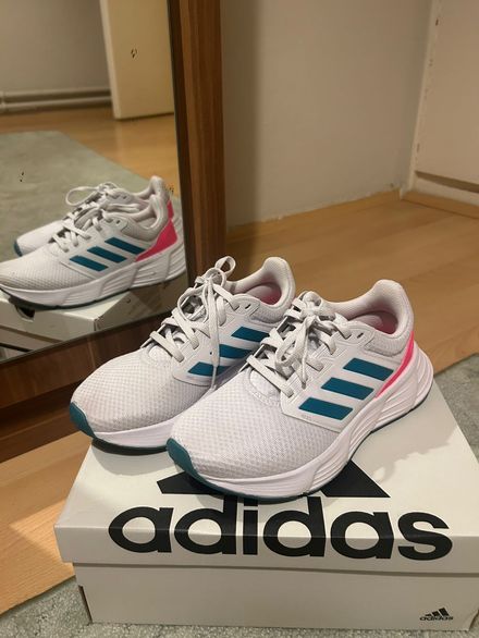 Adidas Spor Ayakkabı