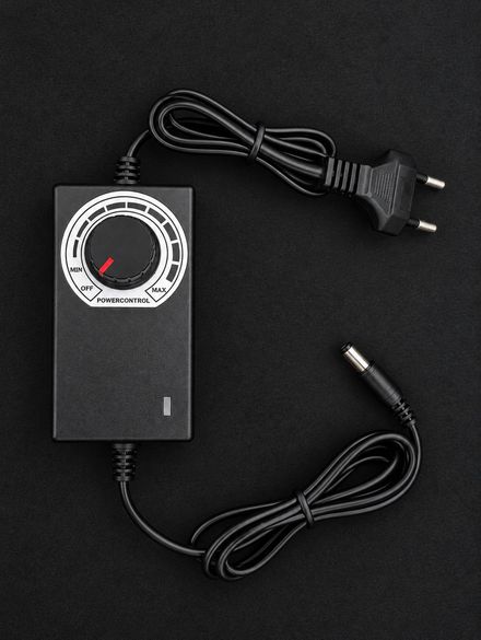 SIFIR AYARLI ADAPTÖR 12V 2A