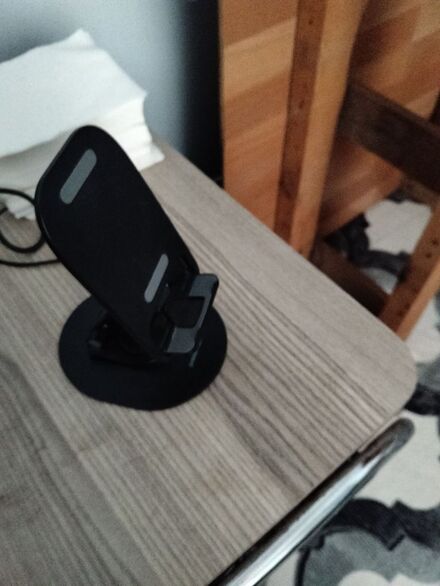 Siyah Telefon Tutucu