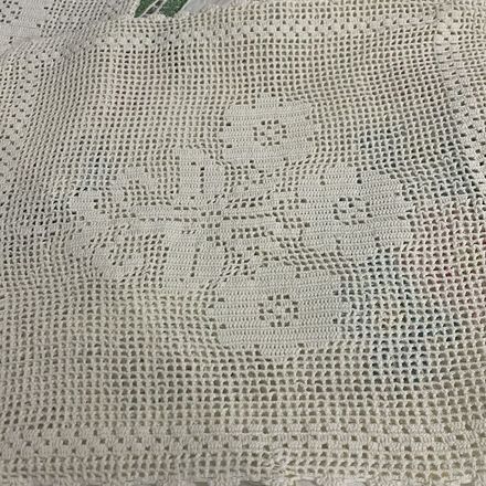 Krem Dantel yastık örtüsü ve dolap örtü