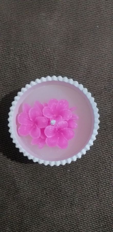Pembe Çiçekli Mum