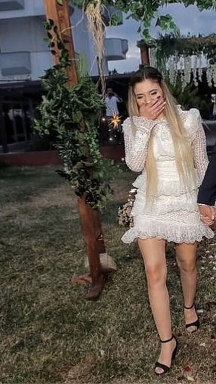 Beyaz Dantel Detaylı Mini Elbise