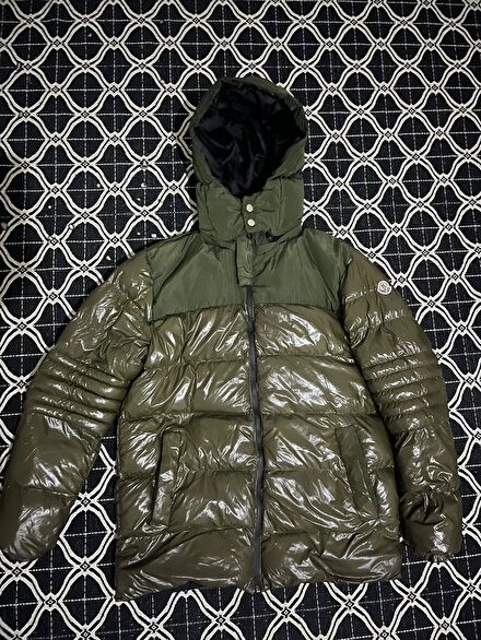 Moncler Kapüşonlu Mont