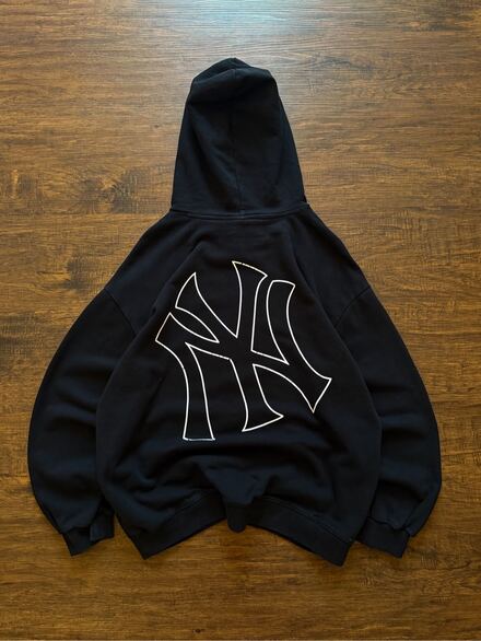 New York Yankees Siyah Sweatshirt