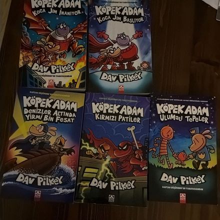 Köpek Adam Kitap Seti 10-14 serisi