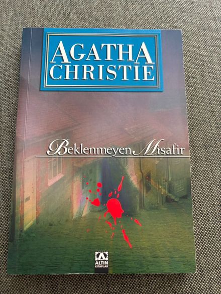Beklenmeyen Misafir Agatha Christie