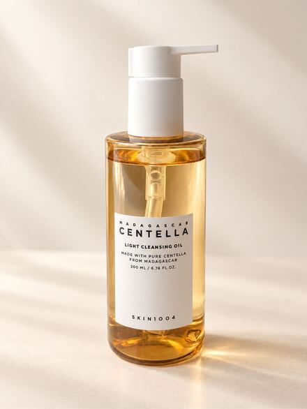 Skin1004 Centella Light Cleansing Oil