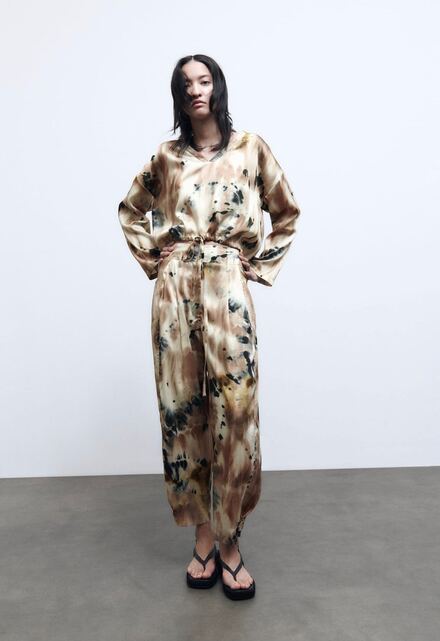Zara Batik Desenli Fit Pantolon