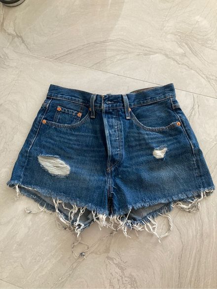 Levis 501 premium jean şort 27 yeni