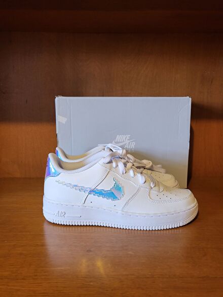 Nike Air Force 1 LV8 (Digital Swoosh)