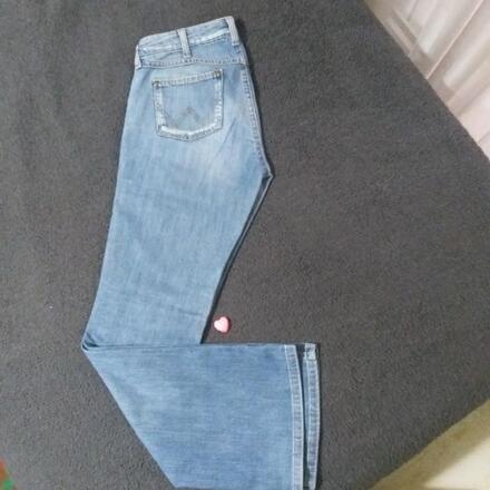 wrangler marka jean