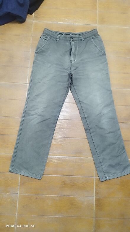 #Hugo Boss haki taşlamalı şık pantolon.