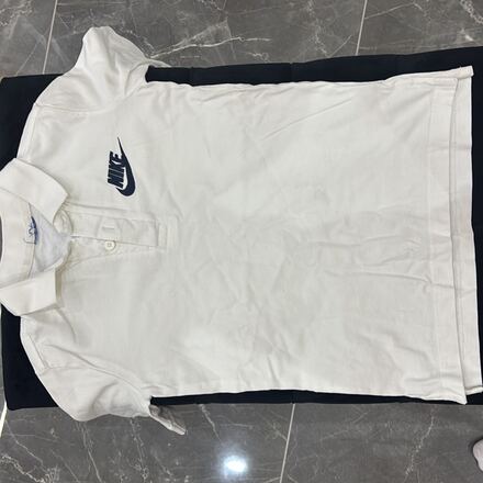 Nike yakalı beyaz erkek tişört 128-134