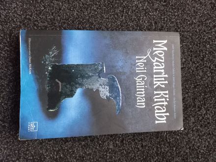 Neil Gaiman Mezarlik Kitabi