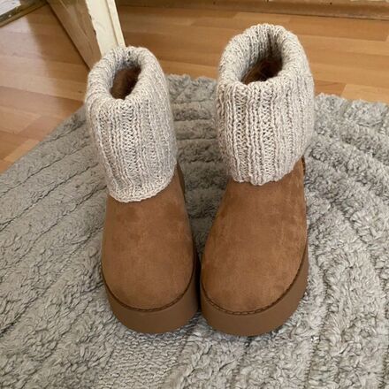 UGG BOT LAR İÇİN TOZLUK